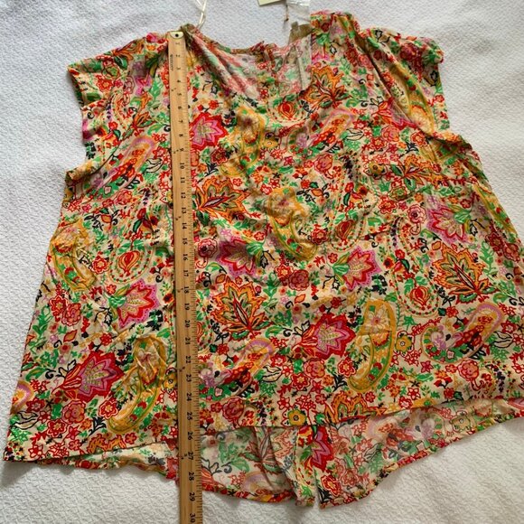 NEW Cynthia Rowley floral lightweight full button back detail flowy shirt top - Picture 10 of 10